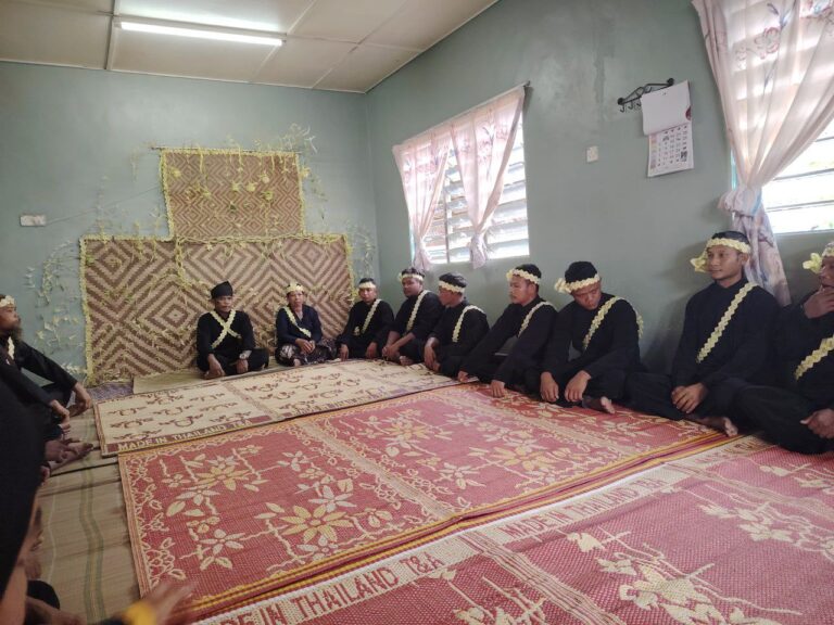 6321234460418360423_121